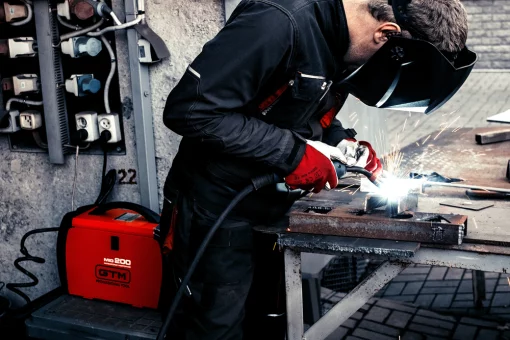 Інвертор зварювальний GTM MMA-180DS LCD, 180А, 1,6-4,0мм, 220В дисплей