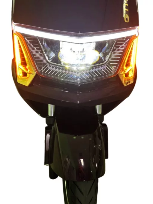 Электроскутер GTM Volt, 1500Вт, 72V, скорость 50км/час, запас хода 60км