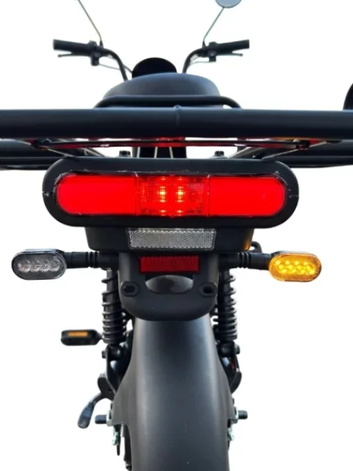 Электроскутер GTM X-CAR_GO, 800W, 60V, 20Ah, до 45 км/ч, запас хода до 60 км