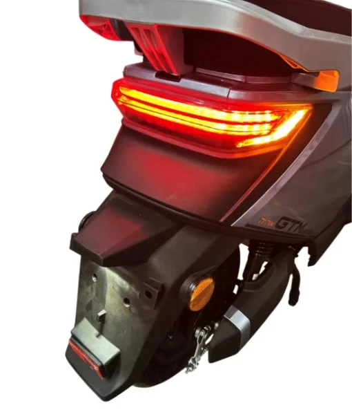 Електроскутер GTM C-EV 1200, 1200W, 72V, 20Ah, швидкість - 50км/год